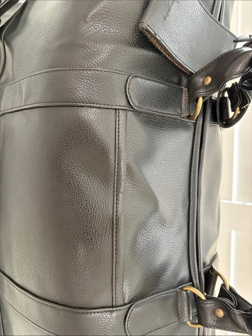 Barrington Black Leather Mens Weekender Bag